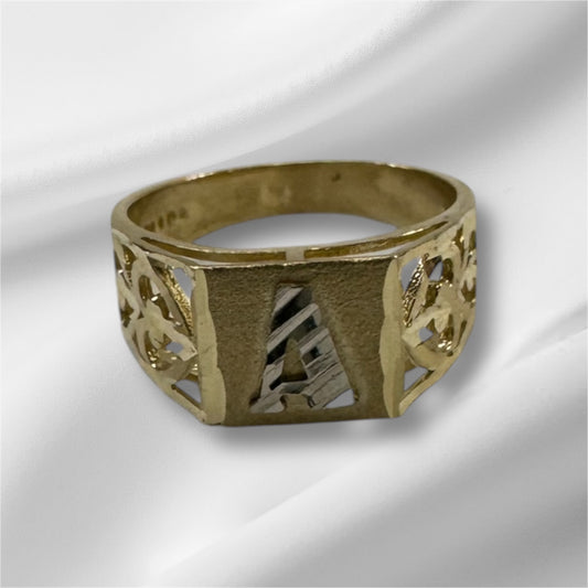 Medium Initial Ring
