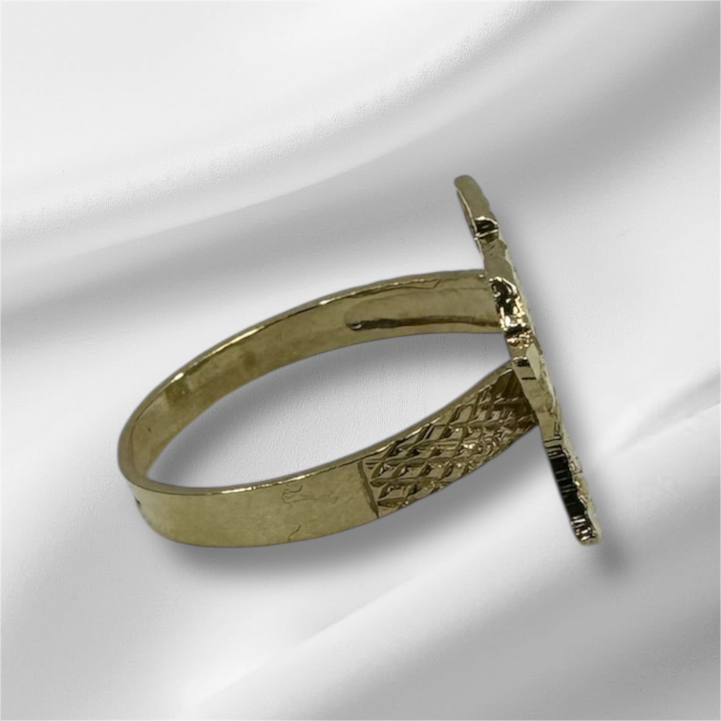 Uzi Ring